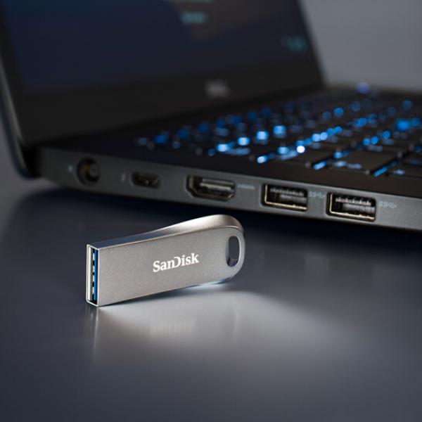 閃迪(SanDisk)128GB USB3.1 U盤 CZ74酷奐銀色 讀速150MB/s 金屬外殼